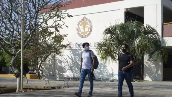 Se pretende alcanzar una matrícula de seis mil 200 estudiantes; las instalaciones lo permiten Se pretende alcanzar una matrícula de seis mil 200 estudiantes; las instalaciones lo permiten