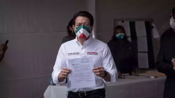 Mario Delgado acudió a registrarse ante el INE (Cuartoscuro) Mario Delgado acudió a registrarse ante el INE (Cuartoscuro)