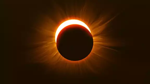 ¿Cómo construir un visor para observar el eclipse solar 2023?