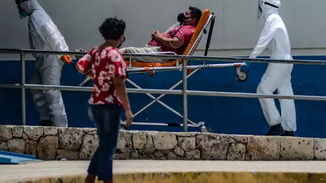 La velocidad de crecimiento de casos para la zona sur es de 0.01 y de 0.01 para la zona norte