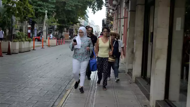 El Atlántico Norte aún conserva sus aguas calientes, hay amenaza de una formación ciclónica