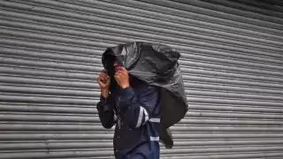 Un canal de baja presión estará provocando lluvias en Yucatán