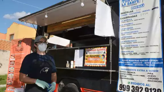 Lejos de quedarse cruzados de brazos, están buscando la manera de sacar a su familia adelante