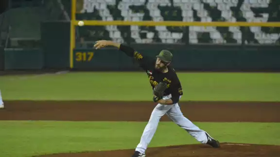 Los Leones de Yucatán tendrán que ganar tres partidos para no arriesgar su lugar en la Final de la Zona Sur Los Leones de Yucatán tendrán que ganar tres partidos para no arriesgar su lugar en la Final de la Zona Sur