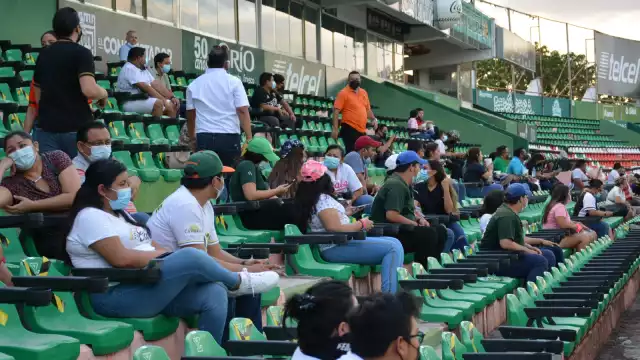 La afición volvió a disfrutar de un partido en el Parque Kukulcán Álamo el 18 de mayo de 2021, con protocolos COVID-19