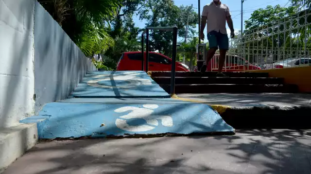 El entrevistado indicó que la mayoría de las rampas no son funcionales