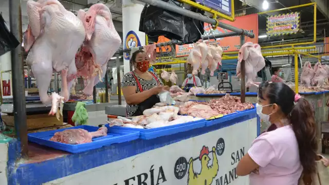 Criadores esperan que la población consuma el producto local ya que garantiza frescura a diferencia del congelado