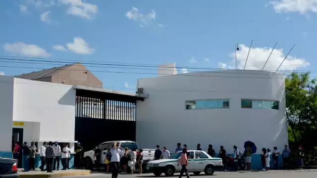 Los ciclistas indicaron que fueron tres personas afectadas tras el accidente de un camión de transporte de la empresa GAL