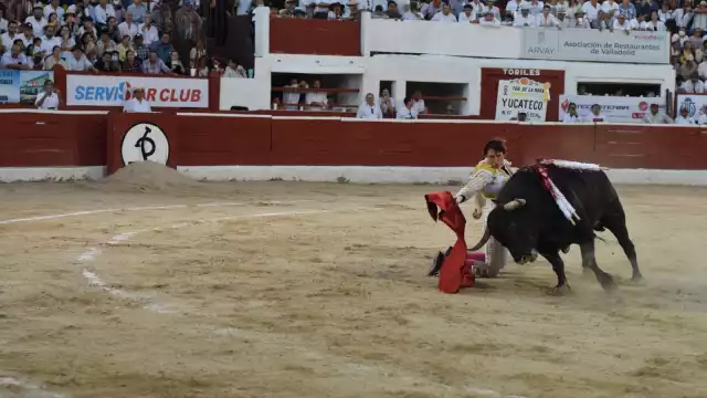 La Plaza de Toros "Mérida" celebró su 94 aniversario con un su tradicional 'Corrida Blanca'
