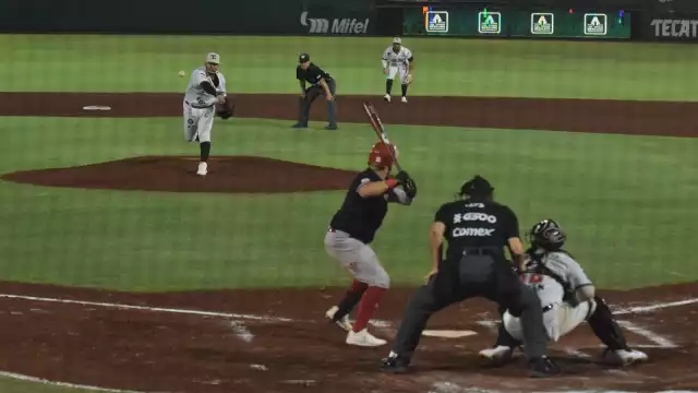 Leones de Yucatán vencieron 5 a 4 a El Águila de Veracruz en el Parque “Kukulcán”