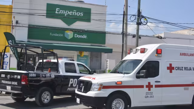Los dos hombres huyeron de la casa de empeño de Cancún sin ser detenidos