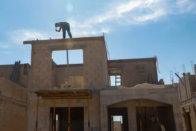 Las lesiones que sufren empleados son consecuencia de las condiciones peligrosas que existen en los equipos e instalaciones