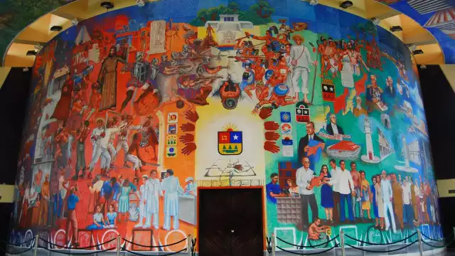 El Recinto del Poder Legislativo de Quintana Roo fue el sitio en el que los nuevos diputados locales asumieron su cargo, por un periodo constitucional de dos años