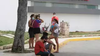 Los casos de COVID-19 podrían llevar al estado al Semáforo Rojo