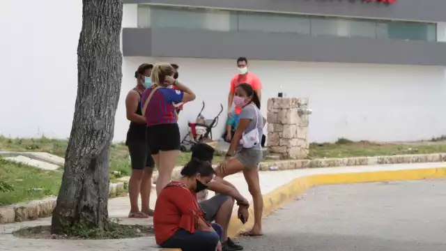 Los casos de COVID-19 podrían llevar al estado al Semáforo Rojo