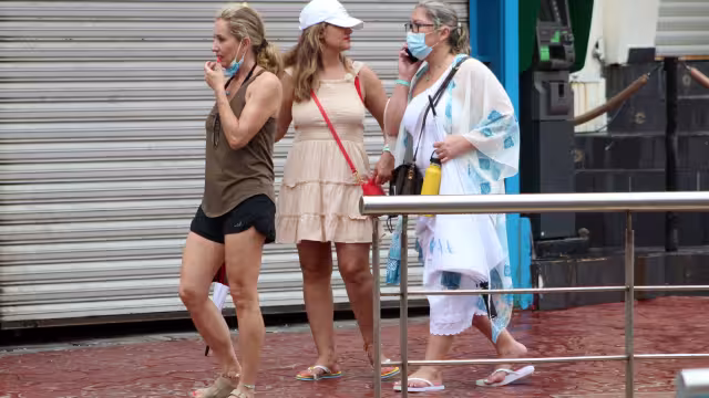 La pandemia por COVID-19 en Quintana Roo se mantiene al alza, por lo que hoteleros exigen no bajar la guardia