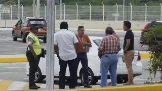 Se verificarán los documentos en regla de los taxistas del aeropuerto de Campeche
