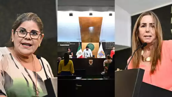 Las diputadas Elisa Hernández y Adriana Ortiz se subieron a la tribuna del Congreso de Campeche Las diputadas Elisa Hernández y Adriana Ortiz se subieron a la tribuna del Congreso de Campeche