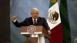 AMLO exhorta a hacer a un lado la sospecha de “venganza política” para el exgobernador de Nuevo León