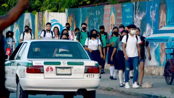 Los alumnos en Quintana Roo deberán apegarse a las medidas sanitarias que dicten en las escuelas, debido al COVID-19 y la viruela del mono Los alumnos en Quintana Roo deberán apegarse a las medidas sanitarias que dicten en las escuelas, debido al COVID-19 y la viruela del mono