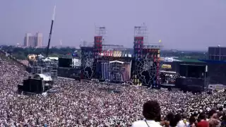 El Live Aid unió a diversos grupos y artistas musicales se presentaron en este acto benéfico en 1985