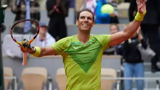 Nadal avanza a octavos y está más cerca de enfrentarse a Djokovic en Roland Garros