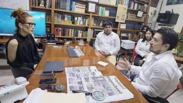 Rogerio Castro Vázquez y Carlos Martínez Velázquez, jurídico y director del Infonavit, respectivamente, platicaron con la Directora de Por Esto!, Alicia Menéndez Figueroa los cambios que ha tenido la dependencia en el actual Gobierno de México