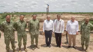 El presidente López Obrador junto al gobernador de Tamaulipas, Américo Villarreal