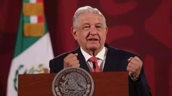 AMLO celebra que SCJN liberara a Alejandra Cuevas; instruye darle “toda la protección y apoyo”
