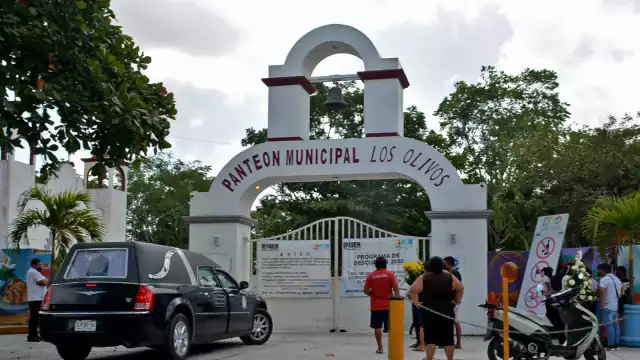 Se desconoce si el aforo de personas será controlado por la Cofepris durante el Día de Muertos en Cancún