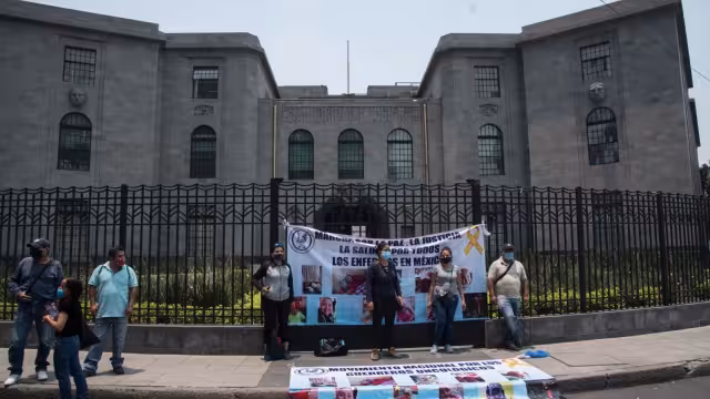 Familiares de niños con cáncer protestan en la Secretaría de Salud federal por desbasto de medicamentos (Cuartoscuro)