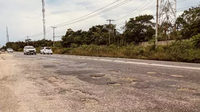 Desde el año 2011 no se ha dado el adecuado mantenimiento a la vía