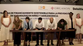 El acto protocolario entre Organon, la asesora de Deloitte, el Unfpa y las autoridades se realizó en el Centro de Convenciones Siglo XXI