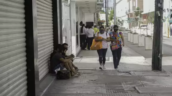 Alrededor de 240 comercios podrían bajar cortinas en 2021