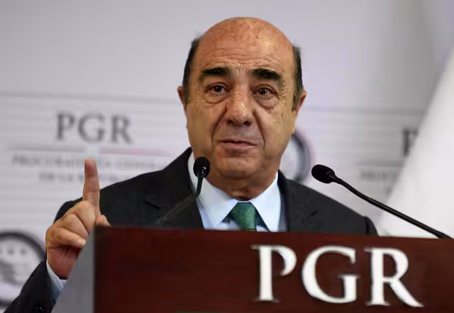 Vinculan a proceso a Jesús Murillo Karam, extitular de la Procuraduría General de la República