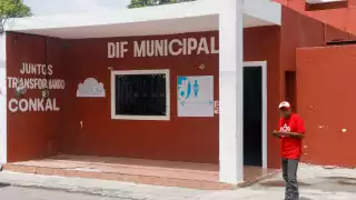 Julia Díaz del Castillo renunció a su cargo como directora del DIF municipal de Conkal, unos días después del siniestro.