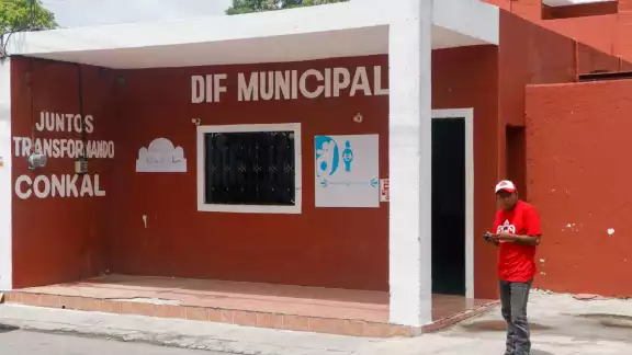Julia Díaz del Castillo renunció a su cargo como directora del DIF municipal de Conkal, unos días después del siniestro.