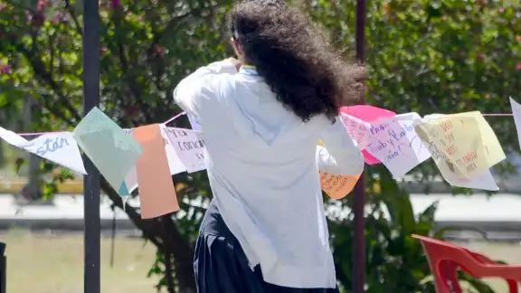 A través de tendederos, los estudiantes exponen sus denuncias; a la fecha hay siete formarles A través de tendederos, los estudiantes exponen sus denuncias; a la fecha hay siete formarles