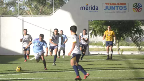 A los play- offs asisten las dos mejores escuadras de cada grupo de este Campeonato A los play- offs asisten las dos mejores escuadras de cada grupo de este Campeonato