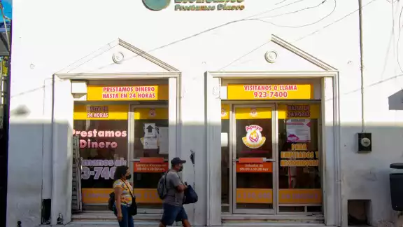 Los empleados de las diferentes empresas confían en que iniciando el próximo año sus oficinas no se den abasto ya que la gente necesitará dinero en efectivo