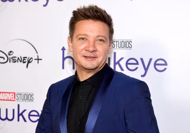 Jeremy Renner fue llevado en aire al hospital tras su accidente. Foto: Especial