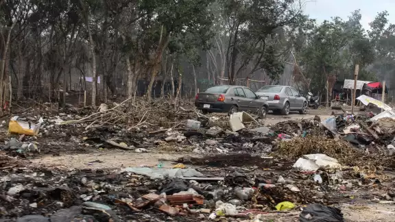 Los tiraderos de basura son un problema recurrente en Cancún