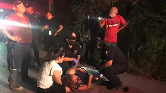 Accidente deja a varias mujeres lesionadas en la carretera Cancún - Mérida Accidente deja a varias mujeres lesionadas en la carretera Cancún - Mérida