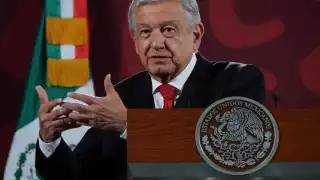 AMLO agradeció a los senadores por aprobar la reforma para extender hasta 2028 la presencia del Ejército en las calles