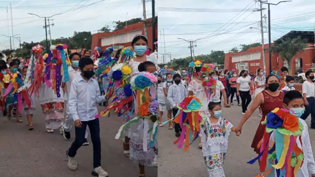 La fiesta patronal de Baca se lleva a cabo del 25 de noviembre al 08 de diciembre