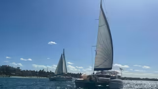 Dos barcos zarparon de Isla Mujeres con ayuda humanitaria hacia  Cuba
