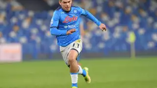 Hirving Lozano se encontraba de vacaciones en México al dar positivo a coronavirus