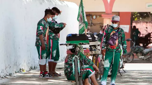 Los peregrinos partieron de Santa Elena el pasado 21 de noviembre; planean retornar el 12 de diciembre para la fiesta patronal