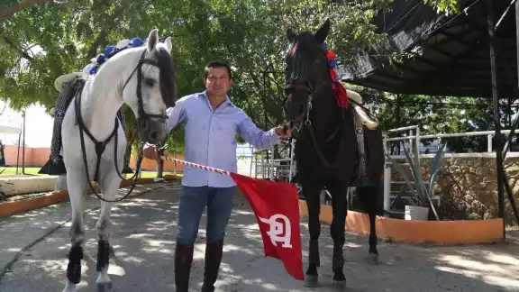 Cuauhtémoc Ayala tiene apalabrado corridas en Zacatecas y espera ser contemplado para el estado de Puebla, donde se abrirán más recintos taurinos en enero. Cuauhtémoc Ayala tiene apalabrado corridas en Zacatecas y espera ser contemplado para el estado de Puebla, donde se abrirán más recintos taurinos en enero.