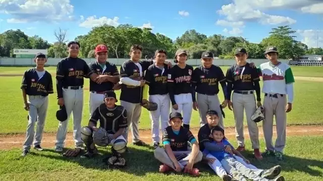 En venganza a que el manager del equipo de beisbol ha realizado señalamientos por la falta de mantenimiento del campo, se le privó el transporte a los atletas
